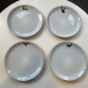 Pottery Barn Set of 4 Rustic Reindeer Salad Plates 9” Terra Cotta - Barely Used